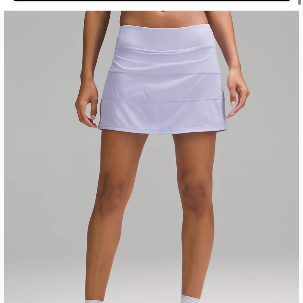 Lululemon pace rival tennis skirt in Lilac Smoke. Size 4